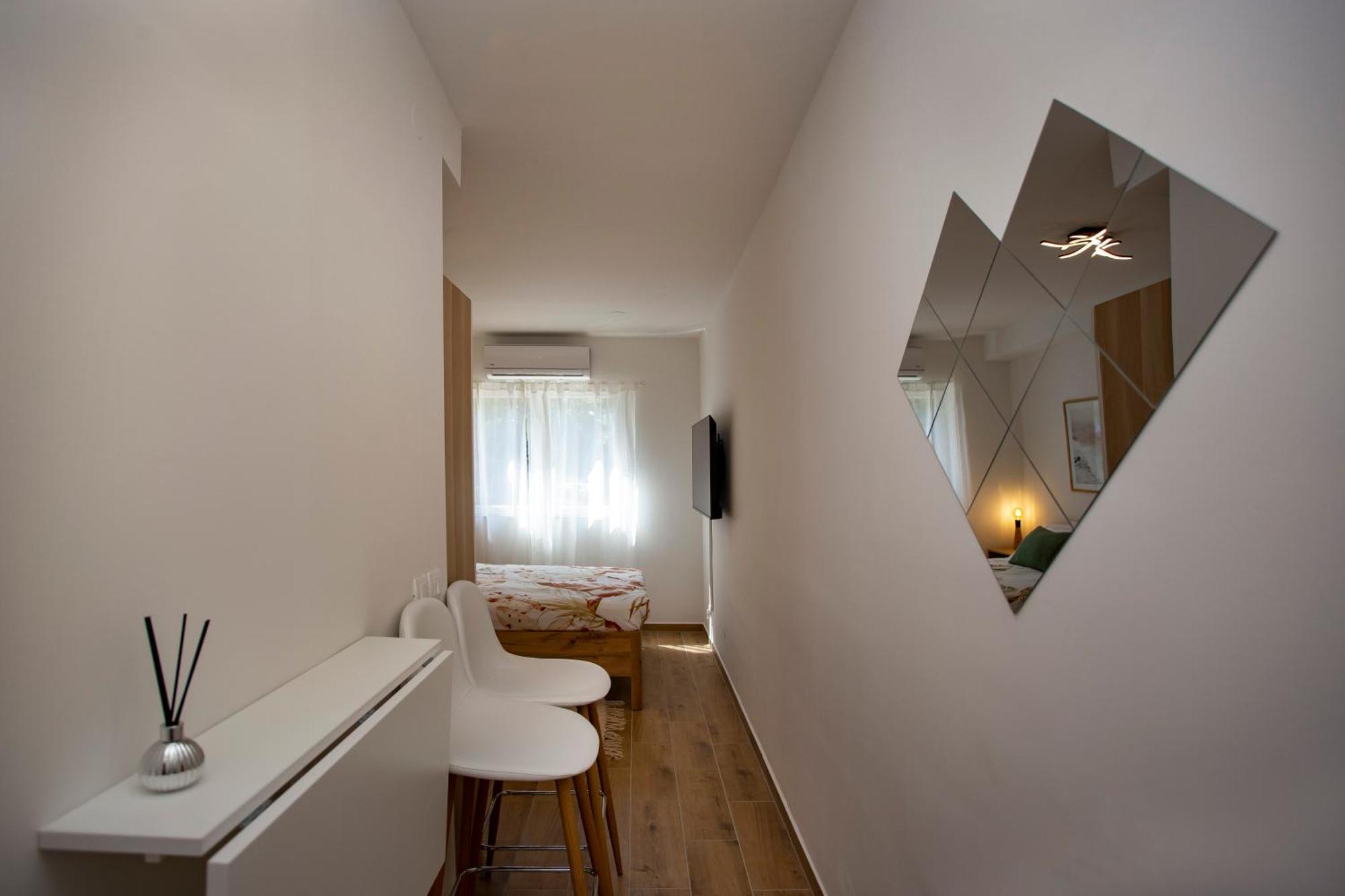 Room Levi Rovinj Buitenkant foto
